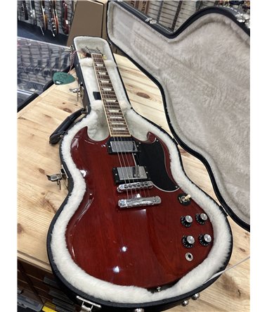 Gibson SG Standard (mod 61), 2013 ,Serie nr 108730348, Heritage cherry, Mint Condition, Hard case.