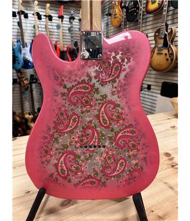 Fender Telecaster         Pink Paisley , 2012/13  Serie nr JD 17001798 Made in Japan , Mint Condition ,  Gig-bag