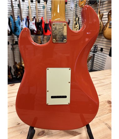 Burns  Marquee ,   2005  , Serie Nr 5040121 , Fiesta Red , Mint Condition , Kuriosa Inköpt ny på Harris Musik Mölndal