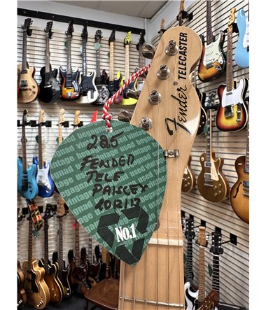 Fender Telecaster         Pink Paisley , 2012/13  Serie nr JD 17001798 Made in Japan , Mint Condition ,  Gig-bag