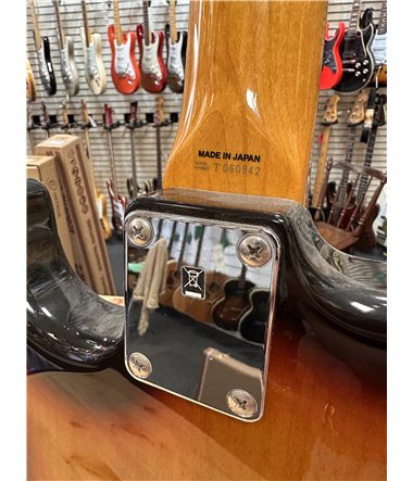 Fender Stratocaster XII  , 1994  , Serie nr  T 0608842 , 12 strängad , 3 colour  Sunburst , Mint Condition , Made in Japan