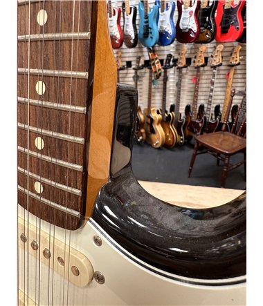 Fender Stratocaster XII  , 1994  , Serie nr  T 0608842 , 12 strängad , 3 colour  Sunburst , Mint Condition , Made in Japan