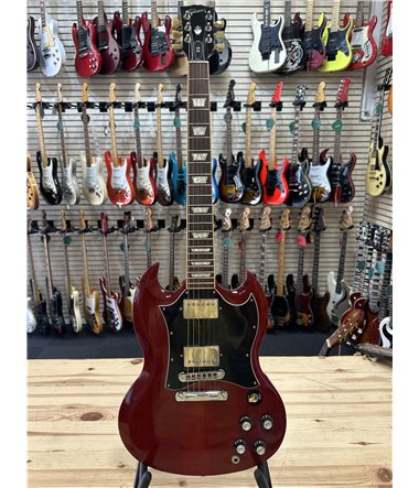 Gibson SG Standard (’66 Reissue) – 2010 – Cherry Red – Near Mint Condition