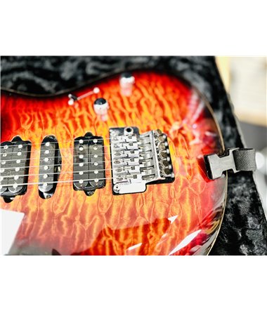 Suhr Modern Quilt Maple